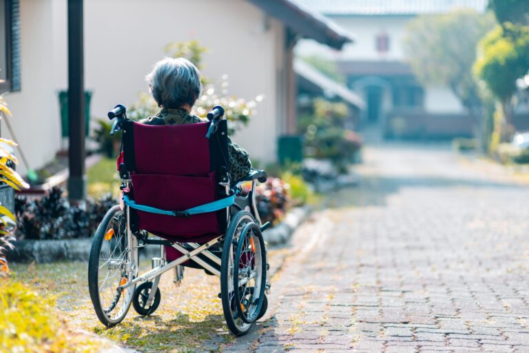 Book a free hearing test - Dementia